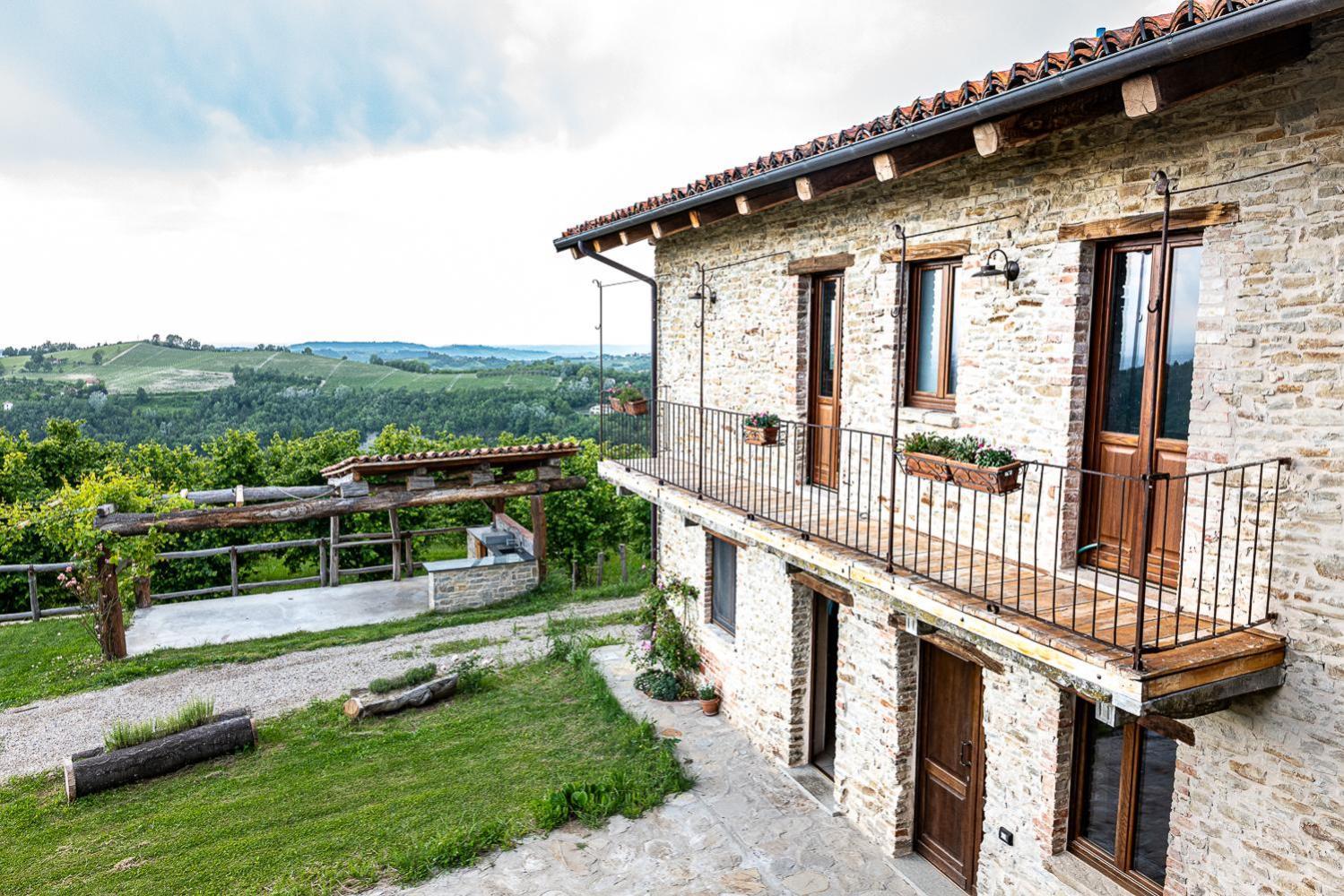 Casa Vecchia Bed&Breakfast Bossolasco Luaran gambar